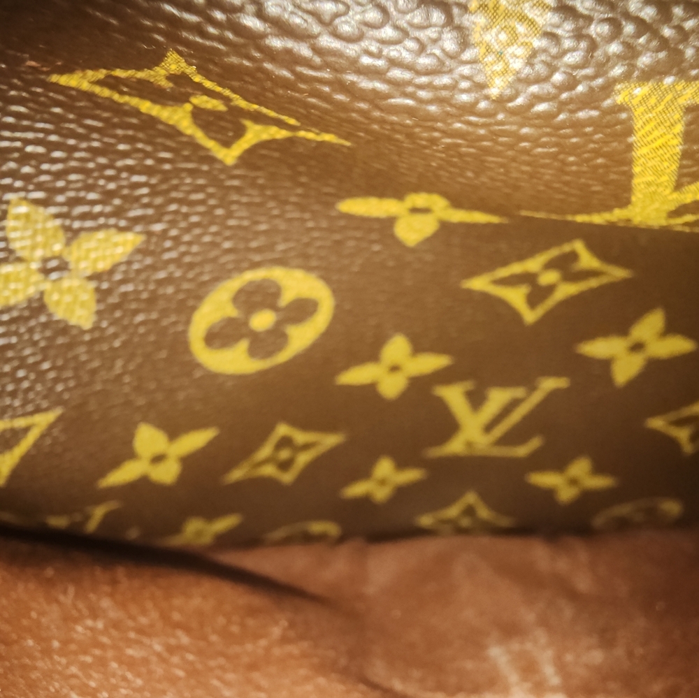AUTHENTIC vintage(35 yrs.old) louis vuitton JEUNE FILLE MM - Picture 11 of 16